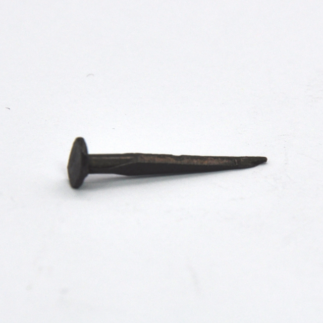 BLUE CUT TACKS
